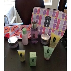 Nice (9) Pc. CLINIQUE LOT~Cleanser~Moisturizer~Toner~Mask~Cosmetic Bags